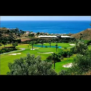 Apartamento En Campo De Golf Y Cerca De La Playa Vélez